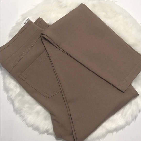 Forever 21 Pants - NWT💜Leggings long